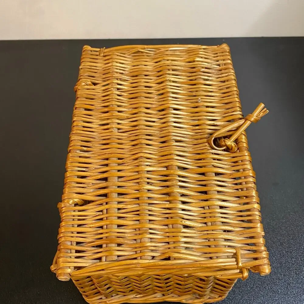 Small Vintage Handwoven Wicker Trinket Chest Basket with Hinged Lid